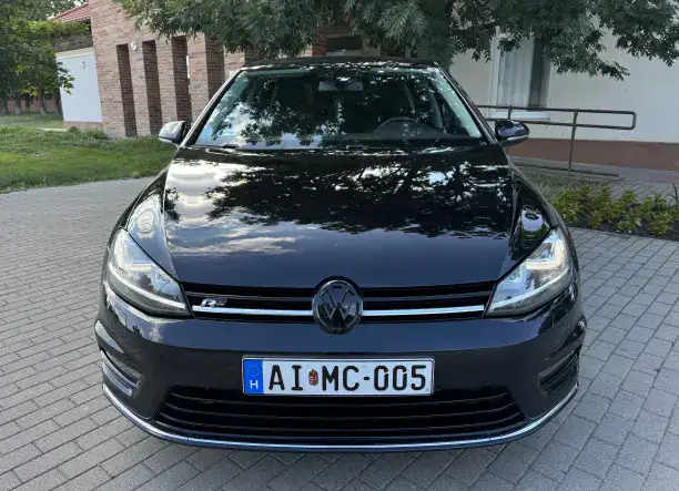 VOLKSWAGEN GOLF 7