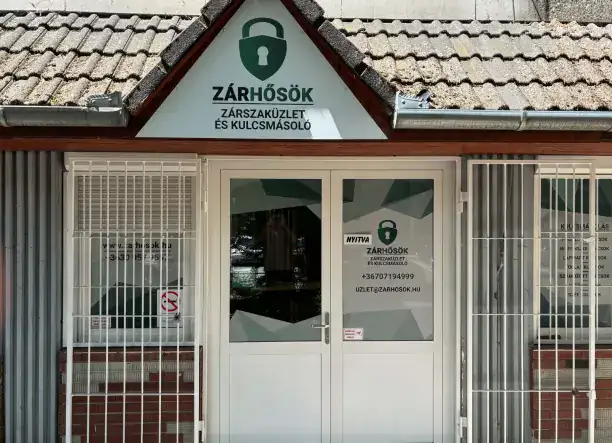 Kulcsmásoló és Zárszaküzlet