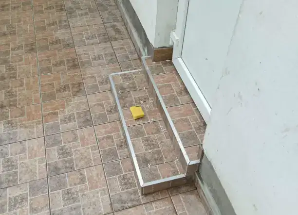 Földmunkák, alapozás, kőműves munkák, gipszkarton szerelés