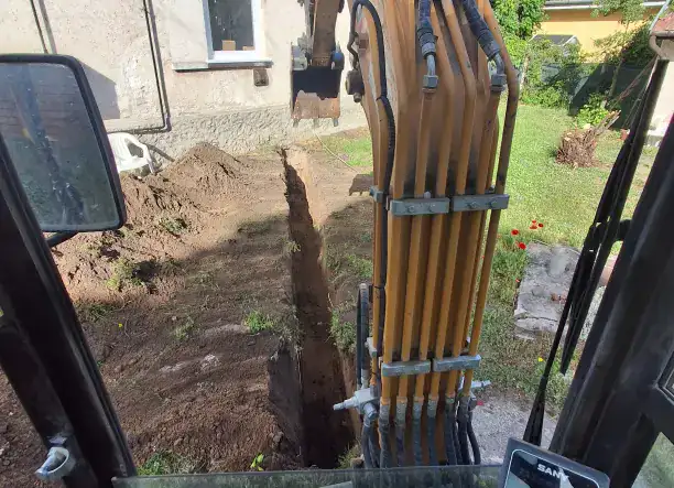 Gépi földmunka, konténer és szóródó anyag rendelés