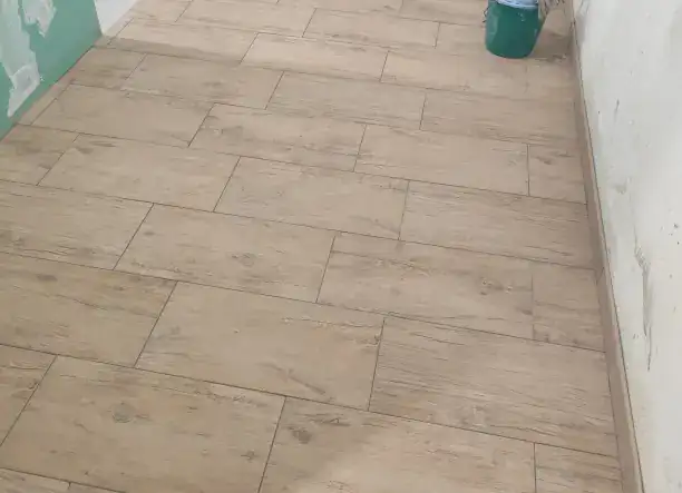 Komplett ház építés térkővezés medence építés sütőgetők építése, burkolatok hideg meleg kerítés építés.