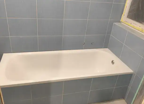 Komplett ház építés térkővezés medence építés sütőgetők építése, burkolatok hideg meleg kerítés építés.