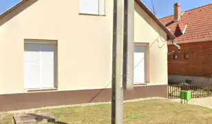Betonozás, autóbeálló, járda, korlát és kerítés készítése – Kulcsrakész kivitelezés