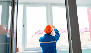 ABLAKCSERE ÉS KŐMŰVES MUNKÁK – NYÍREGYHÁZA ÉS 100 KM-ES KÖRZETE! 🏠
