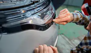 KAROSSZÉRIA JAVÍTÁS 40 ÉV SZAKMAI TAPASZTALATTAL 🔧
