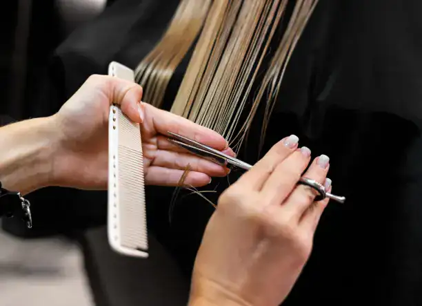 Férfi, női és gyermekfodrászat – több mint 10 év tapasztalattal! ✂️