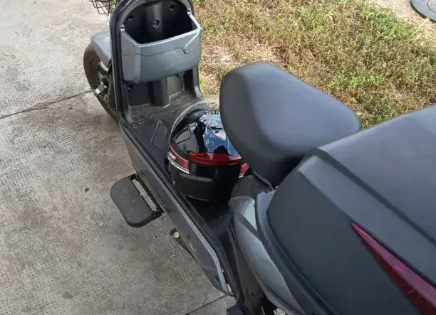 Elektromos kis robogó