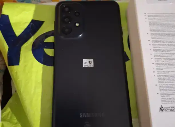 Eladó egy Samsung a 23 5g típusú okostelefon