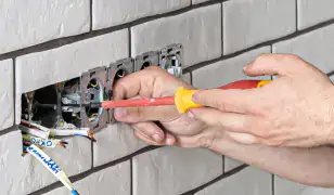 Villanyszerelés • vezetékcsere • elektromos munkák !