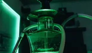 1 vízipipa és 2 koktél a Paradise Shisha Barban