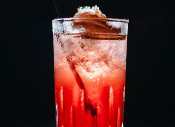 1 vízipipa és 2 koktél a Paradise Shisha Barban