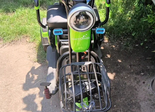 polymobil E-MOB09 elektromos háromkerekű