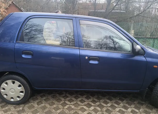 suzuki alto 2004 es eladó
