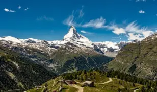 5 napos kirándulás a téli Alpokban, Svájcban, vonatozás a híres Glacier Expresszel, buszos utazással, félpanzióval és 3*-os szállással