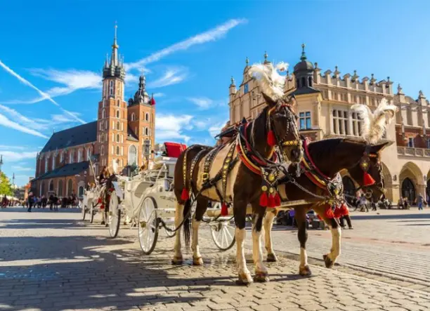 3 napos hétvége Krakkóban buszos utazással, 3*-os szállással, reggelivel, idegenvezetéssel