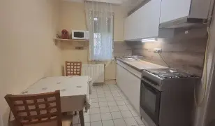 Debrecen Nagyerdőn 2. emeleti erkélyes lakás eladó