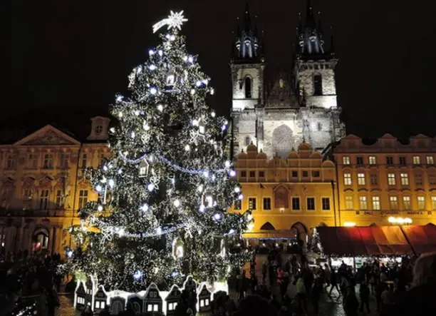3 napos adventi kaland Csehországban, Prágában és Brnóban, buszos utazással, reggelivel és 4*-os szállással – várnak Prága nevezetességei és a híres adventi vásár