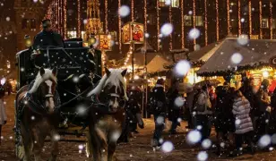3 napos adventi kirándulás Bajorországban, 3*-os szállással, reggelivel és buszos utazással – ünnepi fények Regensburgban, Nürnbergben és Passauban