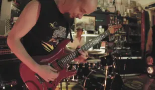 Gitároktatás -gitártanár Budapest belvárosában