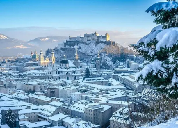 3 napos adventi utazás Salzburgba és Melkbe, busszal, 3*-os szállással, félpanzióval, idegenvezetéssel