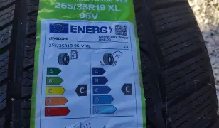 1db Teljesen új gumi