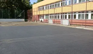 Aszfaltozás,térkövezés,egyéb földmunka