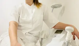 Zsírbontás gyorsan, műtét nélkül? IGEN!