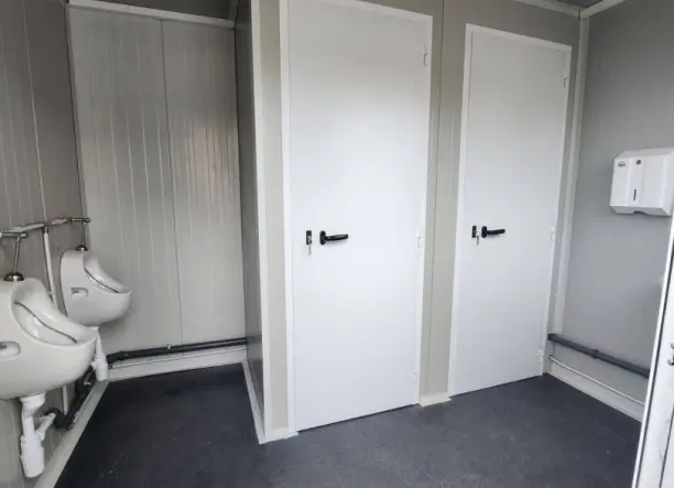 Eladó új osztott szaniter konténer (férfi - női)