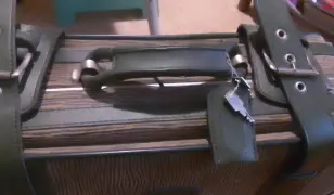 Utazó bőrönd nagy méret