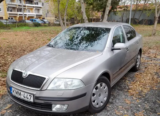 Škoda Octavia II 1.6 benzin + LPG (gáz) • 75 kW / 102 LE
