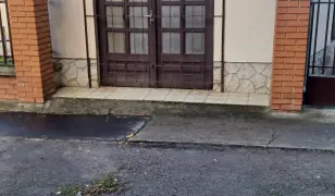 Kiadó szuterén Sashalmon