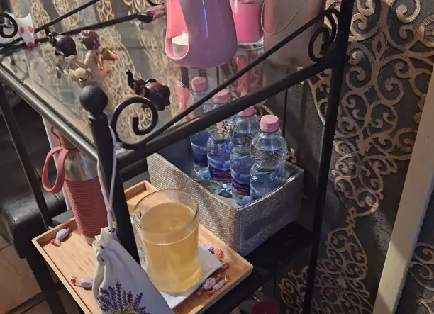 Különleges meleg olajos gluteàlis ès csípőregeneràló masszàzs