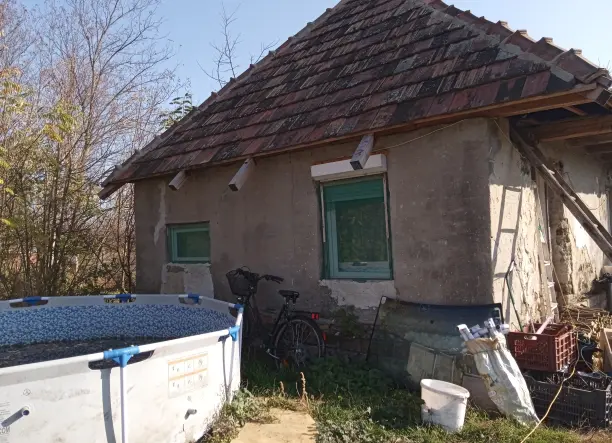 Telek eladó Kislángon