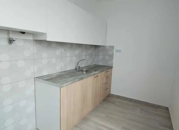 Felújított, azonnal költözhető lakás Bátonyterenyém