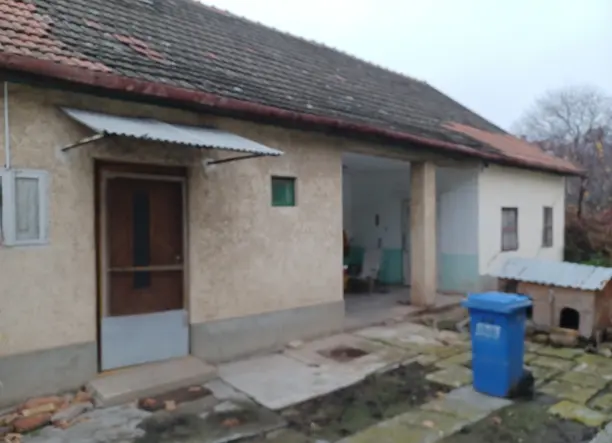 Hevesen 2 szobás családi ház eladó