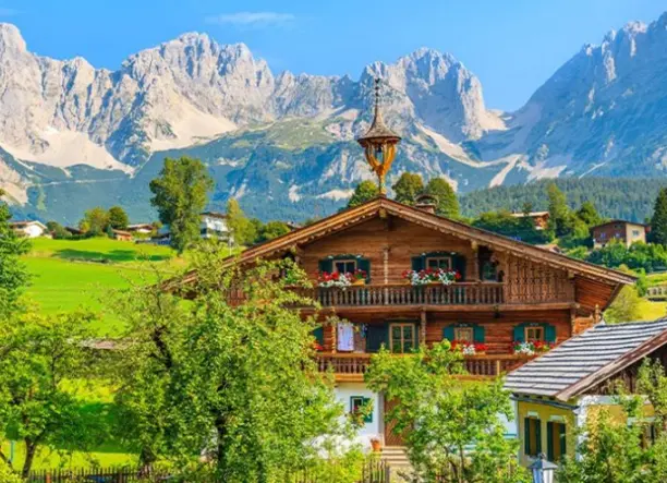 5 napos ausztriai kirándulás a Hegyi doktor című sorozat helyszínein, busszal, félpanzióval, idegenvezetéssel – vár az osztrák Dunakanyar és Tirol legmagasabb csúcsa