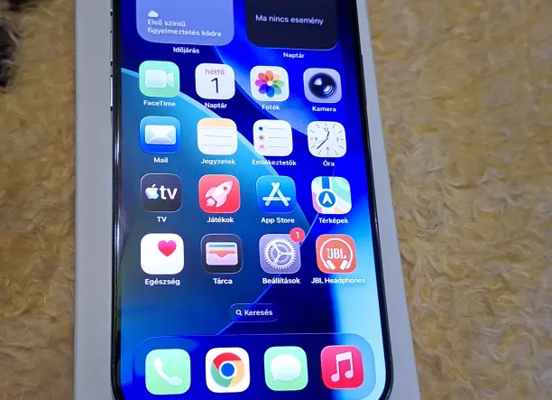 Eladó Új telefon!
