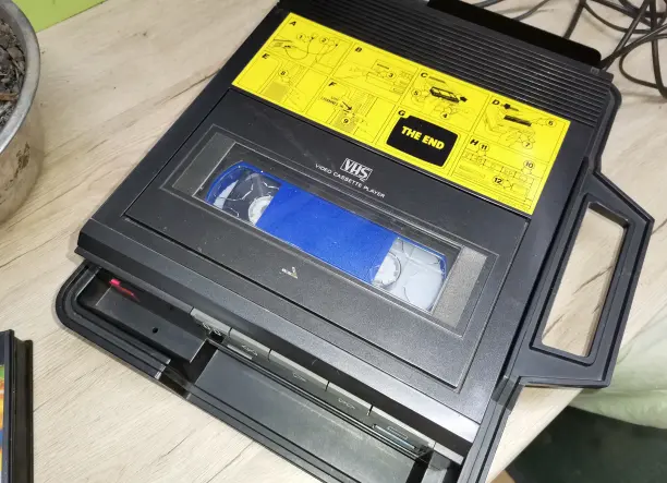 Funai VIP-1000 VHS video lejátszó Hordozható változat!
