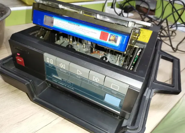 Funai VIP-1000 VHS video lejátszó Hordozható változat!