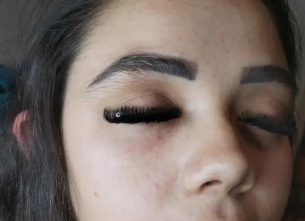 Műszempilla építés