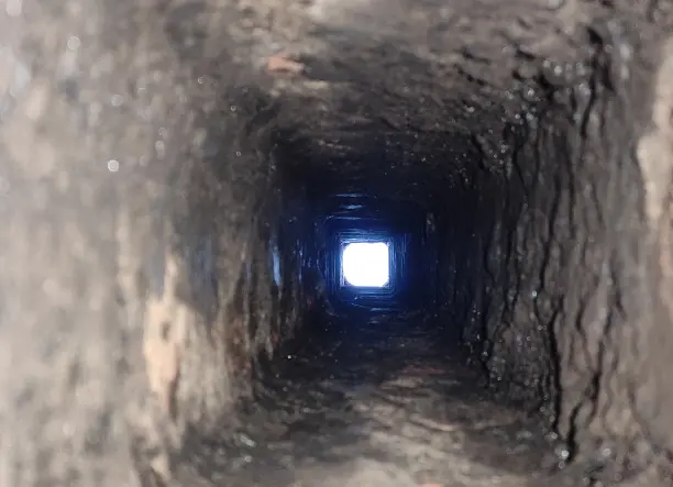 Láncos kéménytisztítás, kátránytalanítás.