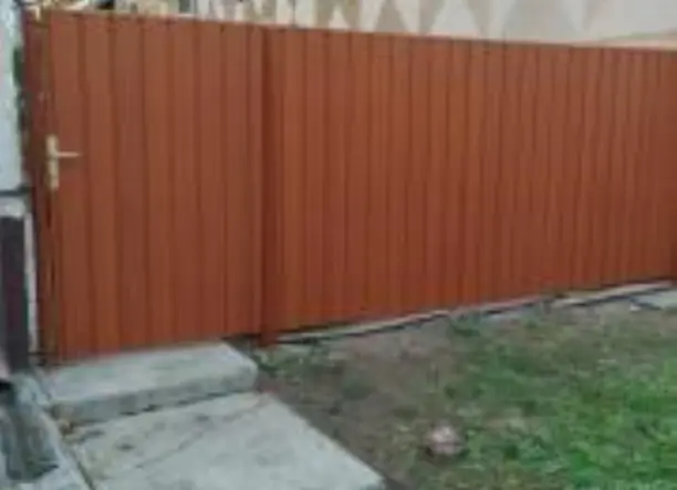 Kerítéstől a csarnokig – Komplett acélgyártás gyors határidővel!