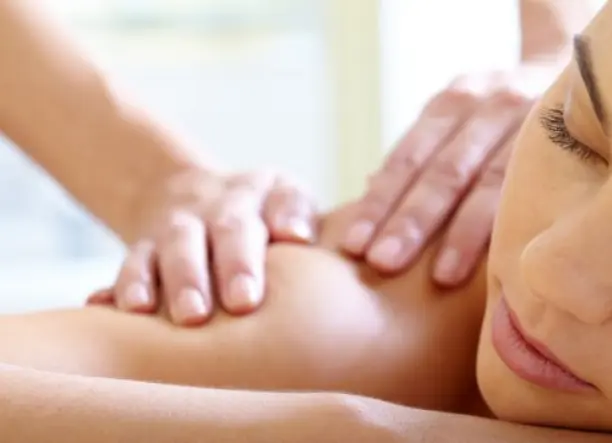 👐 Prémium Teljes Masszázs Férfiaknak és Nőknek – Házhoz megyek!