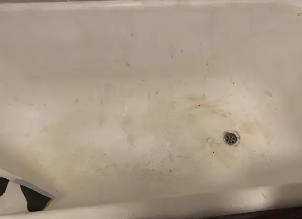 Budapest 13 kerületben kádfestést,szobafestést,mázolást,glettelést,tapétalszedés vállalok