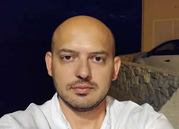 Szívesen segítek ha el kell vinni valahova