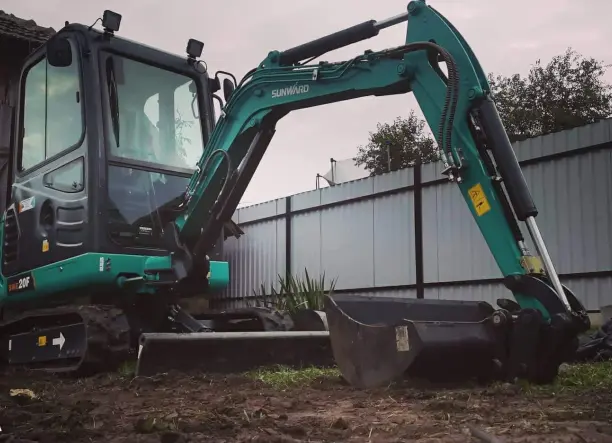 Föld-Víz-Fűtés-Villany-Egyedi Bútor