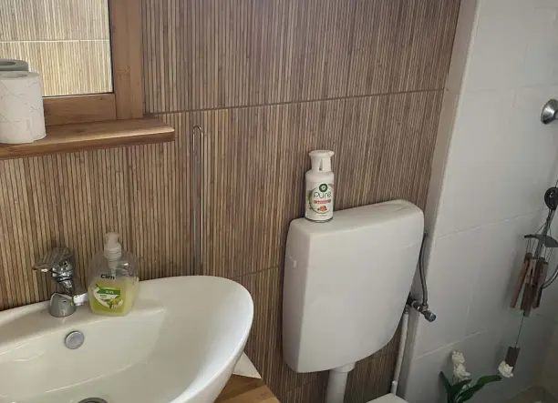 ⭐ Álom kisotthon eladó – modern, klímás konténerház terasszal, azonnal költözhető! ⭐