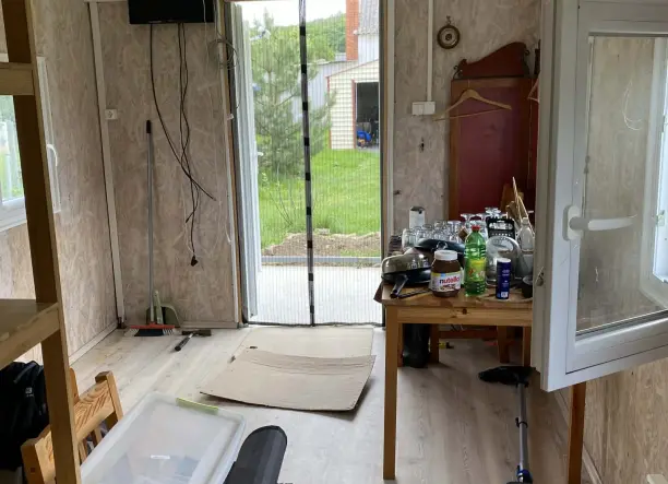 ⭐ Álom kisotthon eladó – modern, klímás konténerház terasszal, azonnal költözhető! ⭐