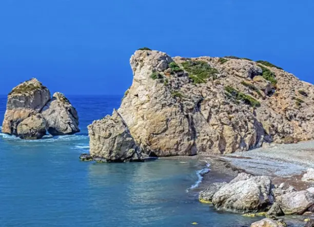 Tavaszi körutazás Cipruson, repülőjeggyel, illetékkel, reggelivel, 4*-os szállással, idegenvezetéssel