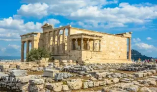 4 napos tavaszköszöntő városnézés Athénban, reggelivel, 3*-os szállással, repülőjeggyel, illetékkel fakultatív programokkal